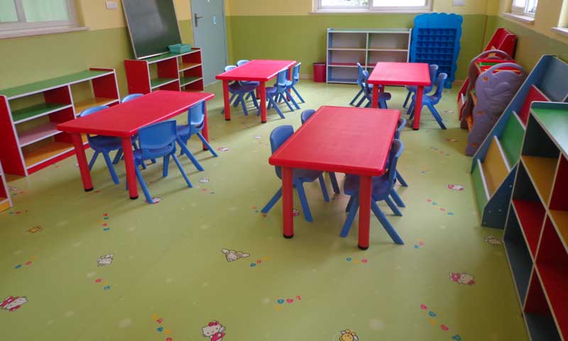 幼兒園膠地板圖 防靜電塑膠地板將變成幼兒園膠地板發展趨勢